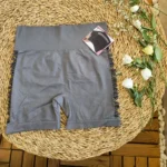 شورتک ورزشی زاپ دار سیملس سایز L طوسی