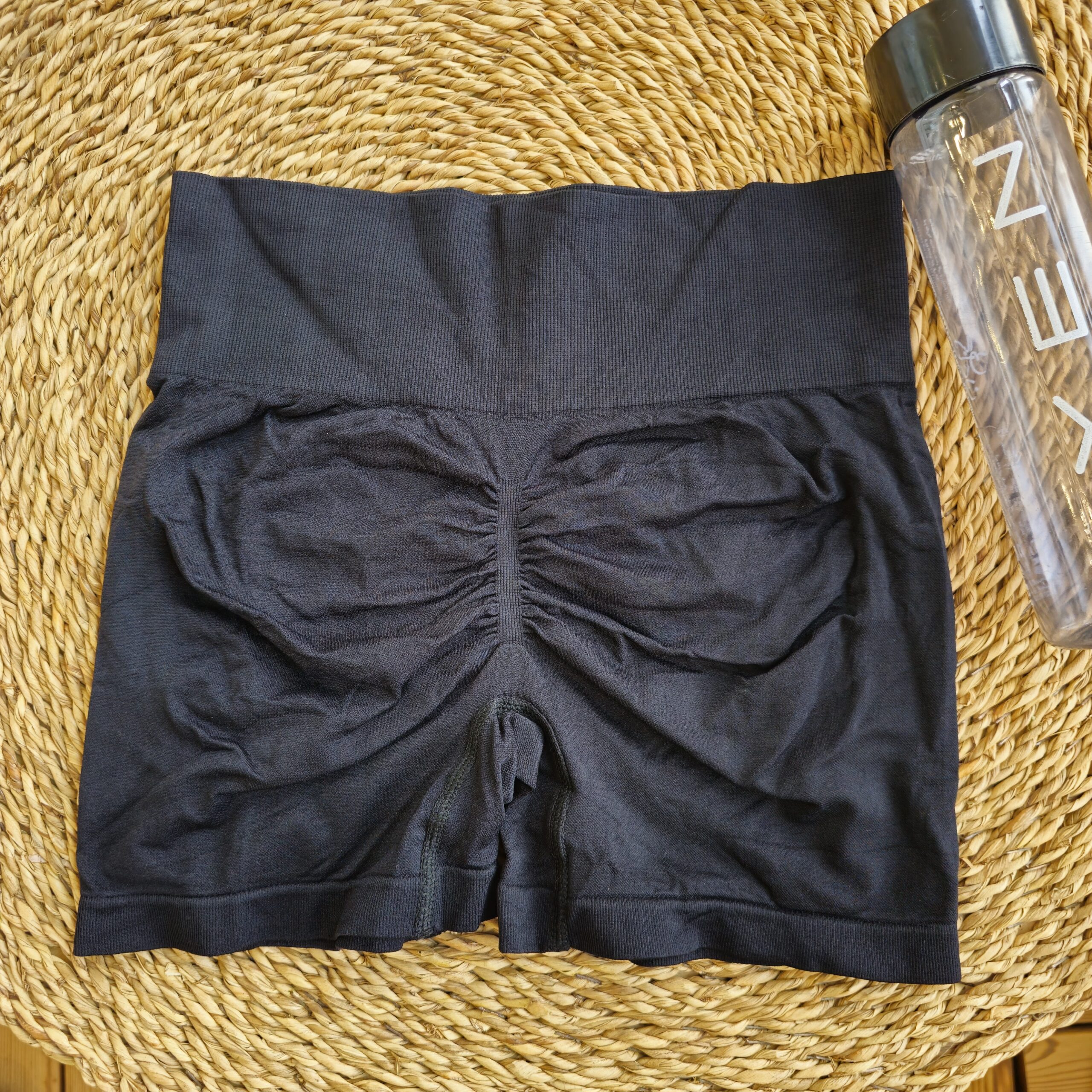 ست نیم تنه شورتک زنانه سیملس فری سایز مشکی - تصویر 3